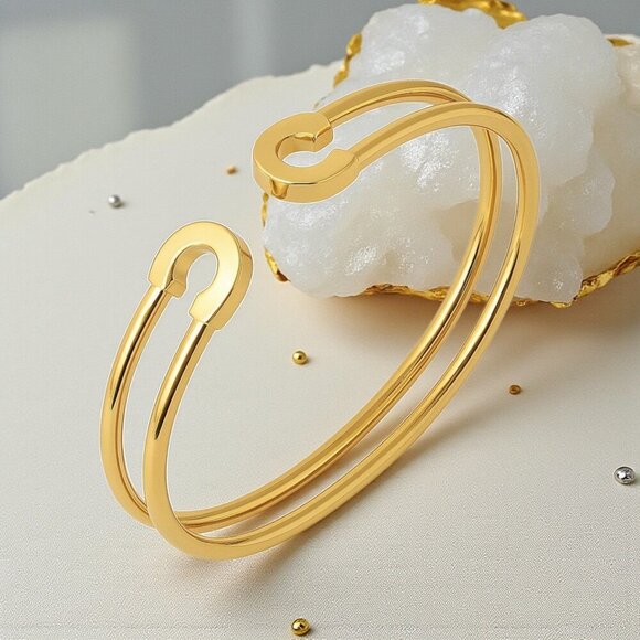 🆕 18K Gold Plated Stainless Steel Modern Open Cuff Pin-Shaped Trendy Bracelet - Picture 1 of 15